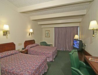 Knights Inn Гринсборо Экстерьер фото